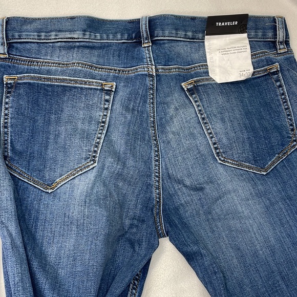 Banana Republic Slim Fit World Traveler Jean Size 34x32 - Picture 8 of 11